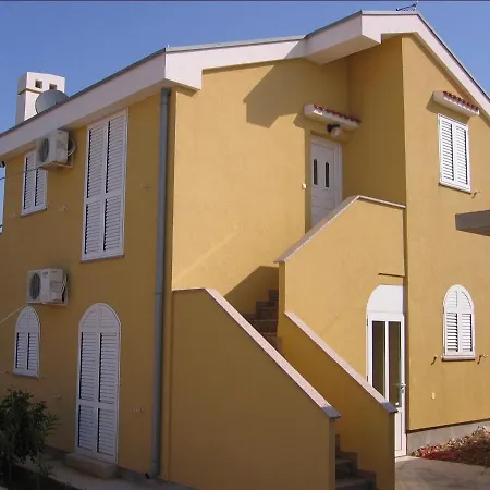 Obitelji Hrzan-keglevic *